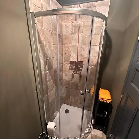 1854 Гостевой дом Densborn