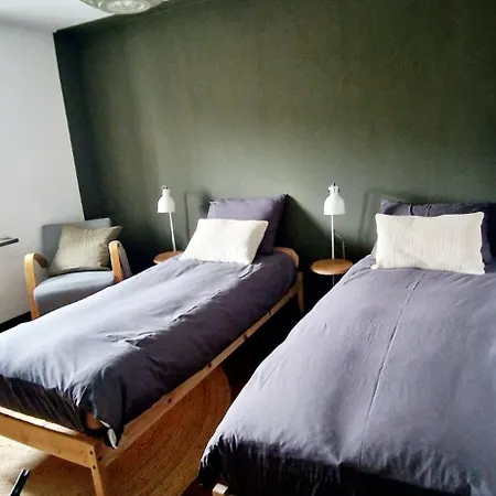 1854 Гостевой дом Densborn